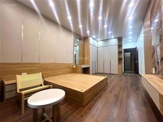 Bán nhà phân lô phùng chí kiên, thang máy, full nội thất 44m2 x 6 tầng