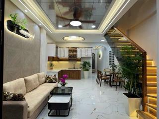 Chủ cần bán gấp nhà siêu đẹp đường tân hóa 41m , 2 tầng 3 pm, 2wc giá 5,9 tỷ