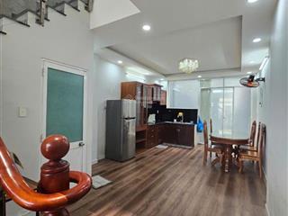 Cần bán gấp nhà quận 7  nguyễn văn quỳ, 1 trệt 2 lầu, 3pn  4wc, sân thượng, hẻm ô tô, giá 6.98 tỷ