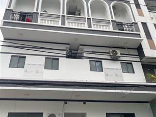 Bán căn hộ dịch vụ 32 phòng khu vip tân phú doanh thu 140tr/tháng diện tích 8.6m x 32m