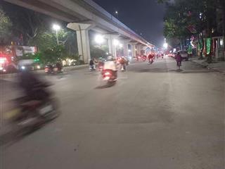 Bán nhà phố thanh bình, hà đông  mt 5.5m ô tô vào nhà 5.5 tỷ