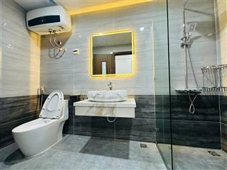 Vinaconex2 cần bán nhanh căn 101 m2 3pn, 2wc, tầng trung, nội thất xịn, sổ đỏ sẵn. chỉ 6.8 tỷ