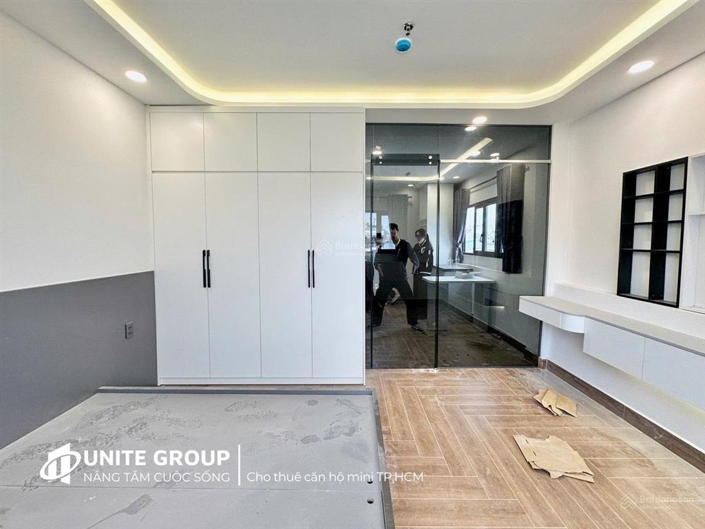 Cho thuê căn hộ dịch vụ có cửa sổ lớn,ngay lê quang định,gần chợ bà chiểu,45m2,full nội thất