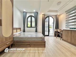 Cho thuê căn hộ dịch vụ gần ngã tư phú nhuận phan xích long chợ bà chiểu 40m2 có ban công, full nt