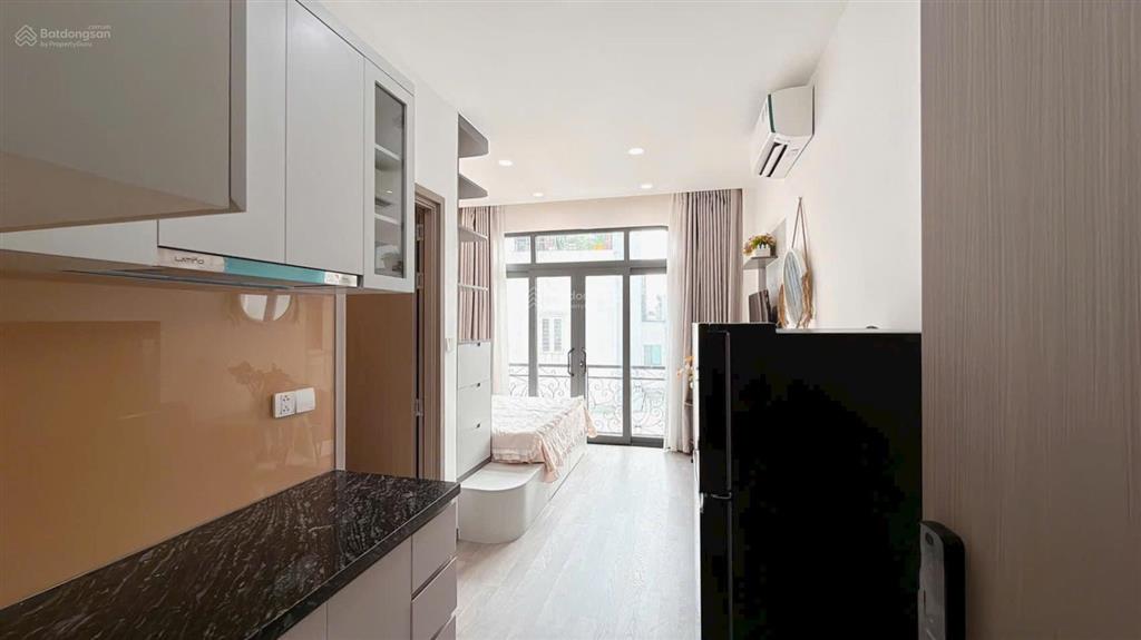 Cho thuê căn hộ dịch vụ gần chợ bà chiểu,ngay bùi đình tuý,40m2,cửa sổ lớnban công,full nội thất