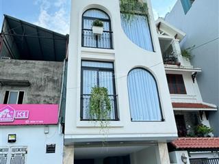Bán nhà ngọc thuỵ 36m2  vỉa hè ô tô tránh  kinh doanh nhỏ  view công viên