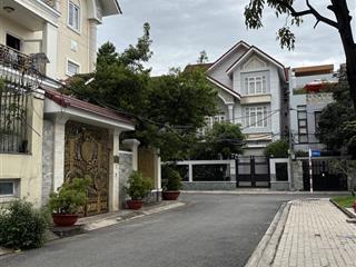 Bán biệt thự phạm hùng, bình chánh, 10x24, 4 tầng, 24 tỉ