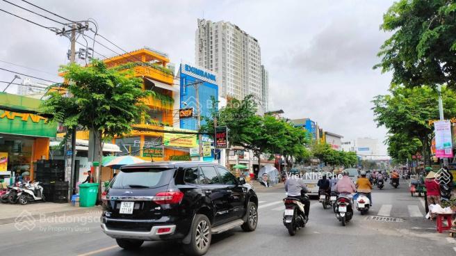 Bán nhà 2 mặt tiền gần phạm hùng, quận 8, 2 tầng, 7x18, nhỉnh 11 tỷ