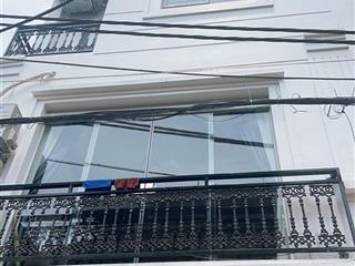 Văn phú  hà đông, dt 40m2, 5 tầng, 8 tỷ thang máy  kinh doanh  gara  ô tô tránh