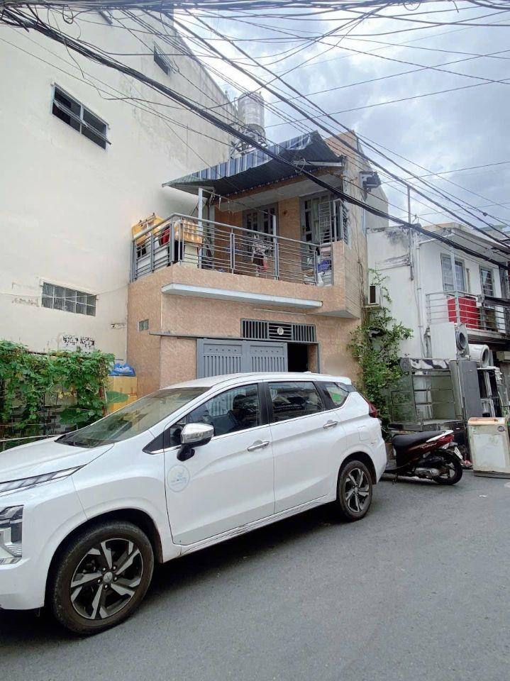 Bán nhà mặt tiền đường số 6 Gò Vấp ngang 4m dài 11m trệt lầu HC đủ,.,.,.