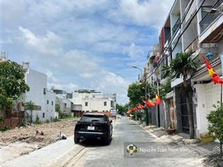 Bán đất chính chủ mặt tiền đường 8m. khu new sai gon. cạnh metro bến thành  cg. chỉ 4.8 tỷ