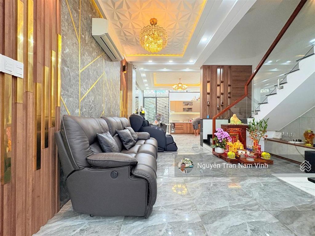 Bán nhà quận 7 nguyễn thị thập 60m2 ngang 5m dài 12m 3 tầng 4 phòng ngủ cạnh lotte chỉ 6 tỷ nhỉnh