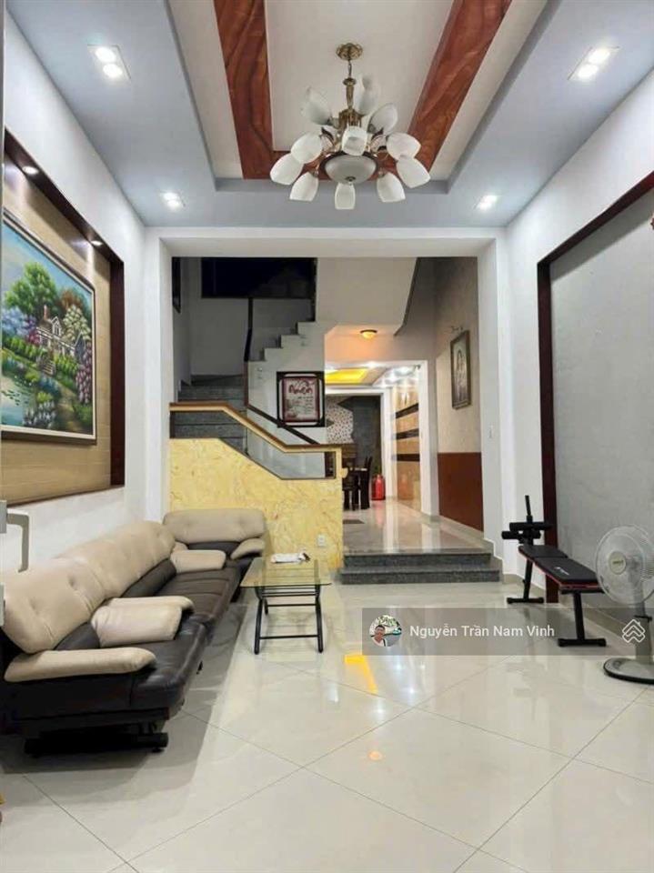 Bán nhà quận 7 sát lotte him lam ngang 6m dài 11m nhà 3 tầng 4 phòng ngủ chủ 7 tỷ nhỉnh tl