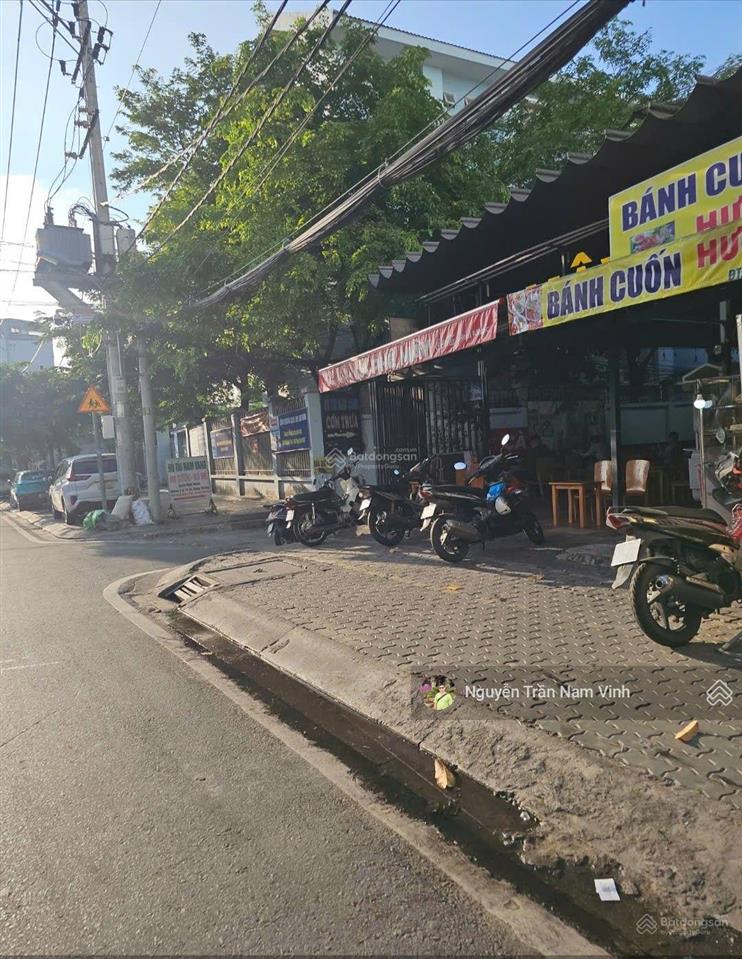 Bán nhà mặt phố kinh doanh 2 mặt tiền. đường lý phục man, quận 7. dt 5x14m. chỉ 7 tỷ nhỉnh.