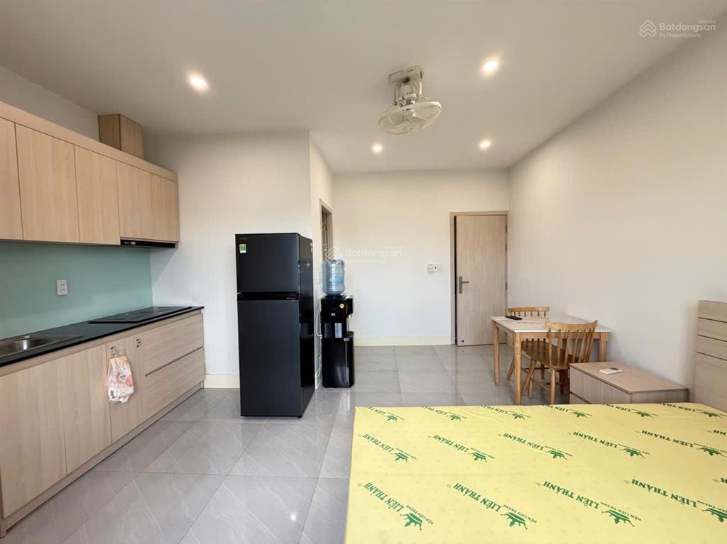Cho thuê phòng  bếp riêng, tủ lạnh, full tiện ích đường nơ trang long, bình thạnh,  0817 452 ***