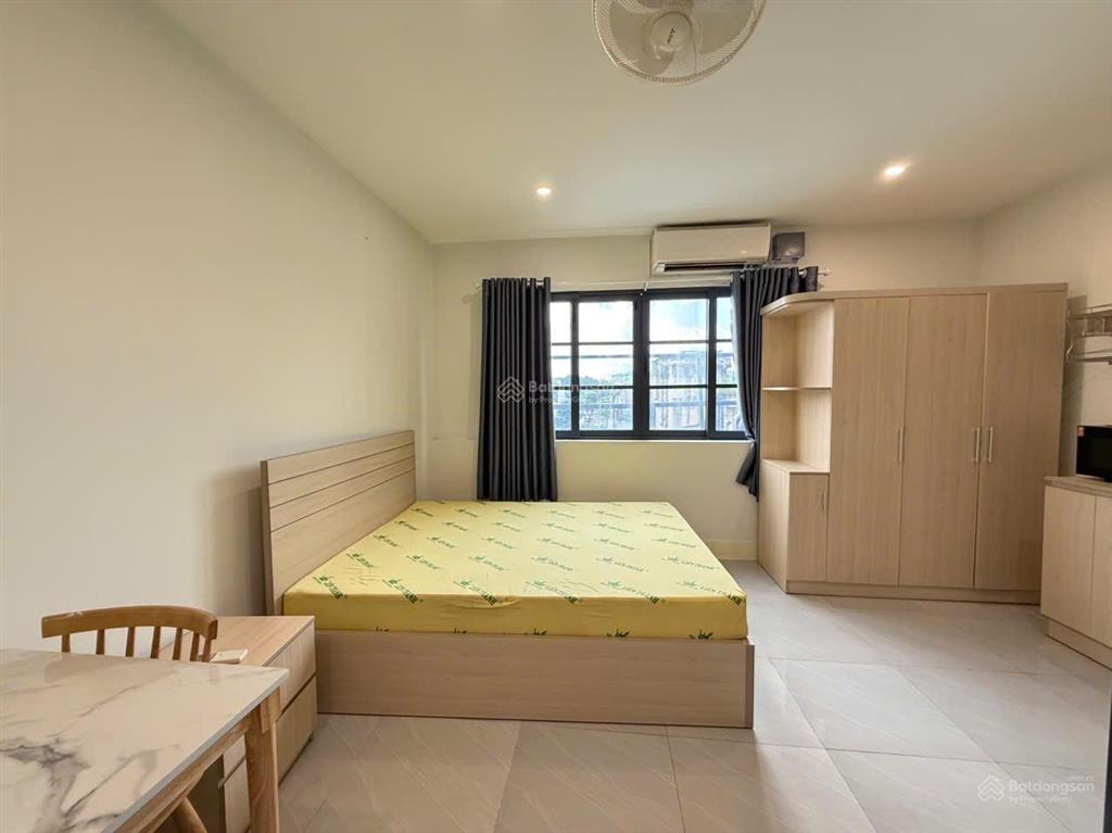 Cho thuê phòng  bếp riêng, tủ lạnh, full tiện ích đường nơ trang long, bình thạnh,  0817 452 ***
