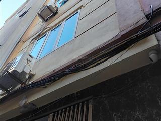 Cần bán.gấp nhà miếu đầm, mễ trì .ô tô đỗ cổng. 35m 5 tầng 7 6 tỷ