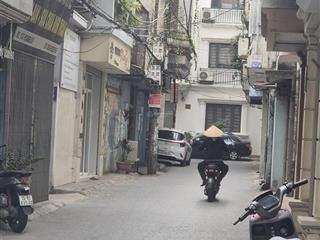 Bán nhà gốc dân tại phố hoàng quý, ô tô đỗ cửa thoải mái, ngõ ngoài 2 ô tô qua lại