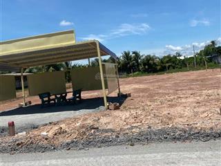Cách vinhomes hậu nghĩa chỉ 200m  đất nền full thổ cư, giá cực tốt