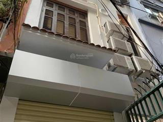 Bán nhà riêng hoàng hoa thám  ba đình, dt 60m2, mt 4,5m, dòng tiền đỉnh. giá 9.6 tỷ.  0372 541 ***
