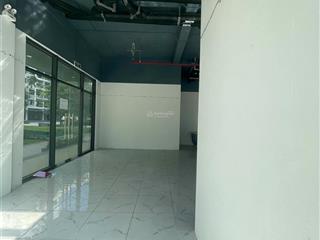 Cho thuê căn shop mặt sảnh 26m2 giá 15 triệu, vinhomes quận 9