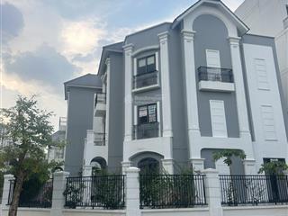 Cho mướn biệt thự 200m2 chỉ 35 triệu 4 phòng ngủ tại vinhomes quận 9
