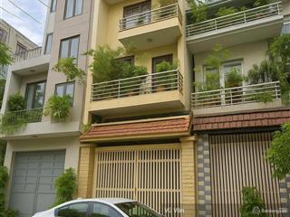 Bán nhà đẹp trung tâm phố nguyễn sơn, oto tránh, khu vực sầm uất  giá chào chỉ 21,5 tỷ!