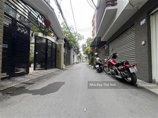 Siêu phẩm nhà đẹp bồ đề long biên xây tâm huyết  ngõ thông  cách hồ chỉ 50m  bỏ tiền ra là ở ngay