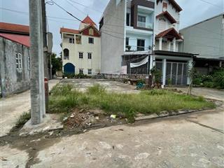 Bán đất ở tại ấp 2 xã tiền phong mê linh hà nội dien tích 100m full thổ cư mt5m giá 9 tỷ