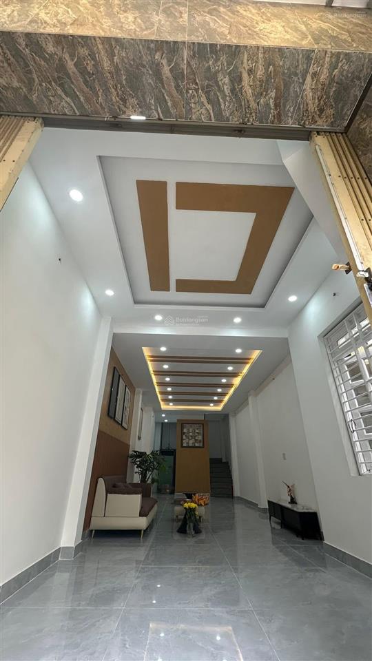 Nhà 2/ đường phú thọ hoà. quận tân phú
4m x 16m.. 1 trêt+ 3 lầu.. như hình