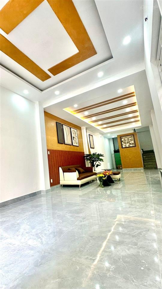 Nhà 2/ đường phú thọ hoà. quận tân phú
4m x 16m.. 1 trêt+ 3 lầu.. như hình