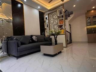 Bán nhà di trạch  32m2  chỉ 4.68tỷ oto cách 20mđường to ngõ thoáng  5 tầng mới tinh