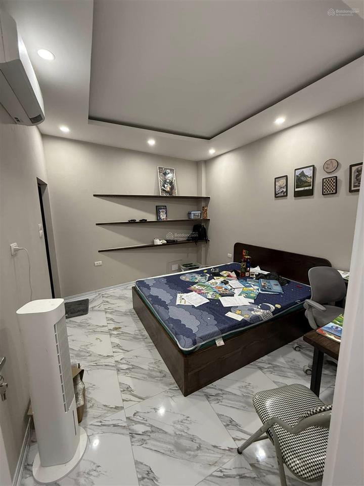 Bán nr quang trung, hà đông, hn. 2 bước ra ô tô đỗ, ga tàu điện trên cao, 81m2, giá chỉ 10 tỷ