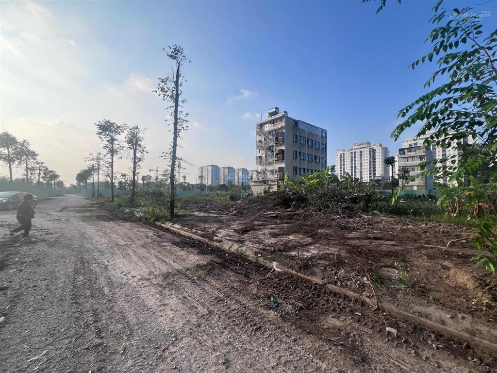 Liền kề thanh hà đường 17m giá chỉ nhỉnh 120tr/m2 ở trung tâm khu b  0858 467 ***