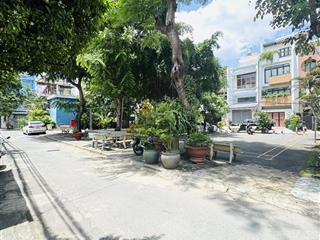 Bán gấp nhà phan huy ích ngay emart  đối diện công viên  khu phân lô hẻm 7m thông  77m2