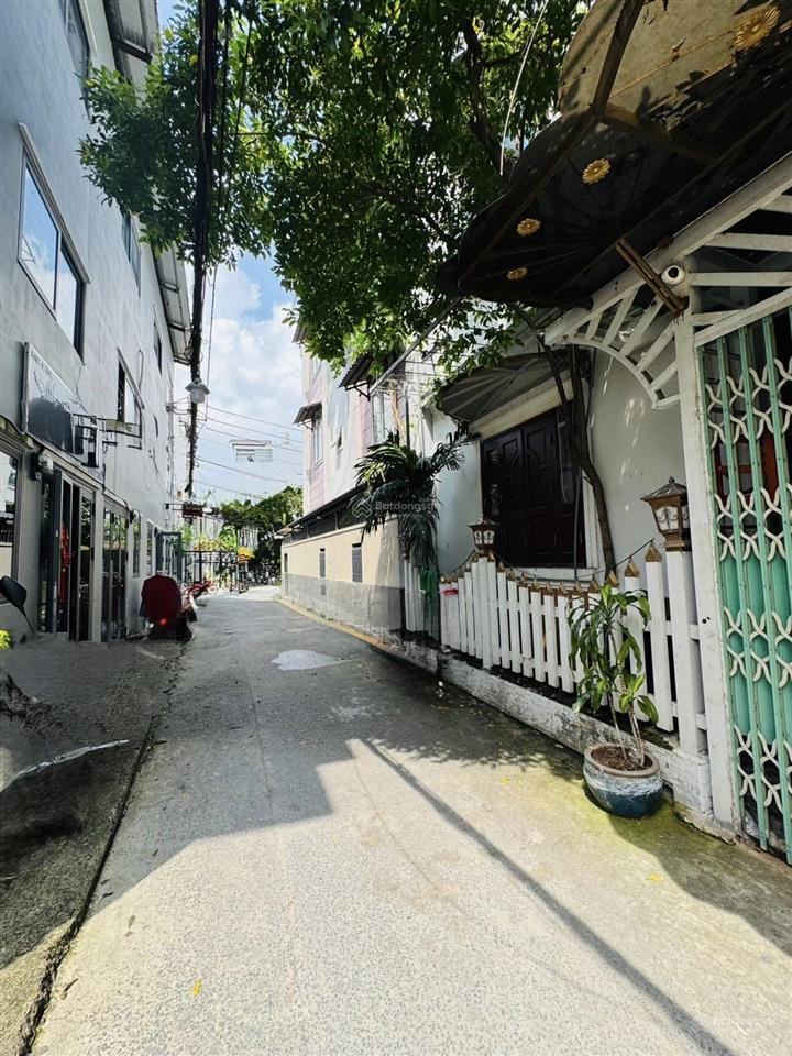 Bán nhà nguyễn văn lượng  ngay lotte  hẻm xe hơi thông  60m2  giá rẻ