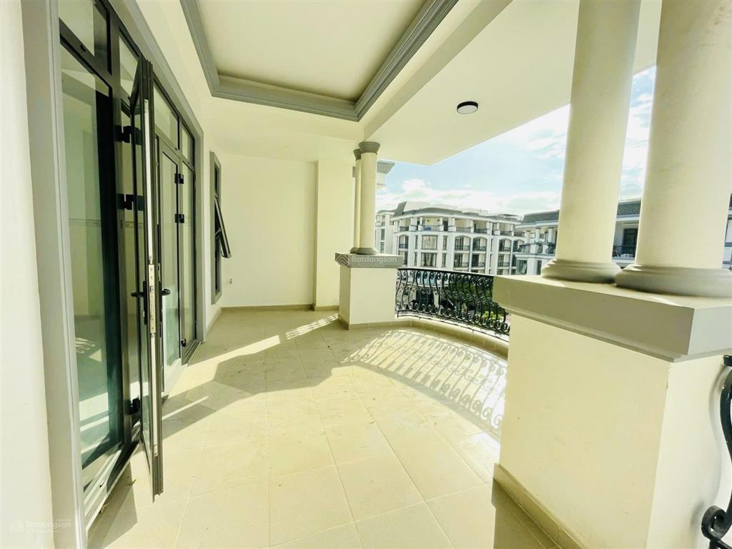 Mặt tiền đường nhựa 20m kđt vạn phúc  147m2 nhà 5 tầng thông sàn  thu 55tr  vị trí đẹp