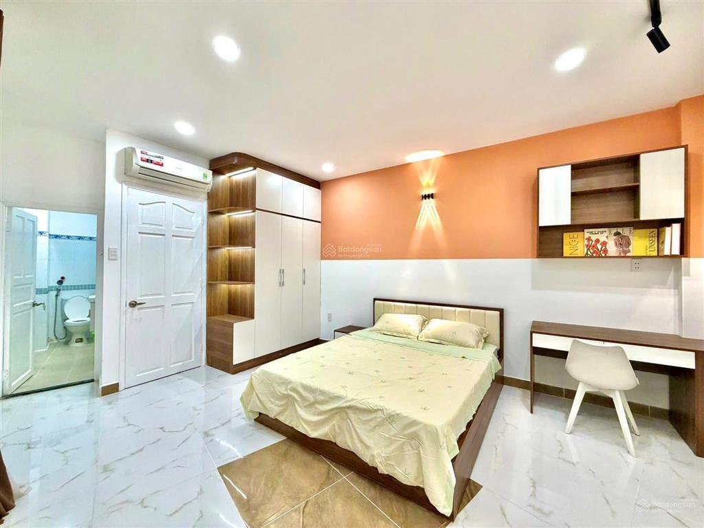 Bán nr 3pn, 4wc, 37m2, 7,5 tỷ tại bùi văn thêm, p. 9, phú nhuận, hcm  full nội thất