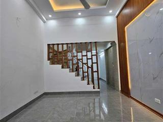 Nhà mặt ngõ lê quang đạo,view sân vận động mỹ đình,ngõ nông, ba gác chạy, 30m2, mặt tiền 3,5m