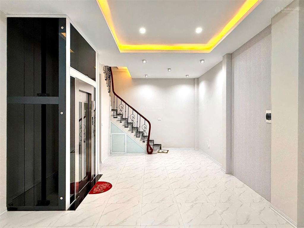(hiếm) nhà mặt ngõ vương thừa vũ thanh xuân 46m2 6 tầng thang máy, ô tô nhỏ đỗ cửa