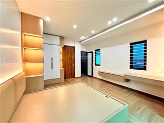 Cực phẩm mỹ đình 50m2  lô góc  ngõ thông  giá 8,8 tỷ .
