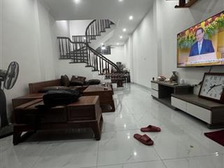 Bán nhà đẹp tại miêu nha, tây mỗ. dt 40 m2, 4 t. giá 6,4 tỷ