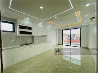 Nhà mới cực đẹp 40m2x6t thang máy. ngõ nông thoáng sáng, trung tâm phố phùng chí kiên, đông quan.