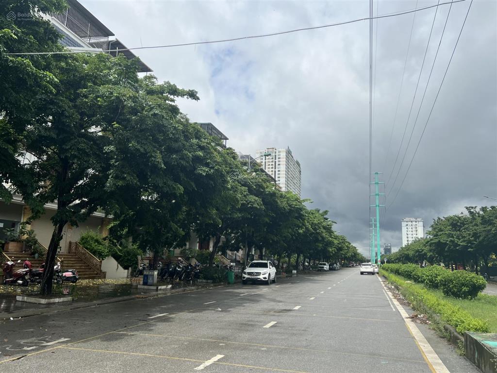 Suất ngoại giao duy nhất ở thành phố giao lưu. giá 4x tỷ