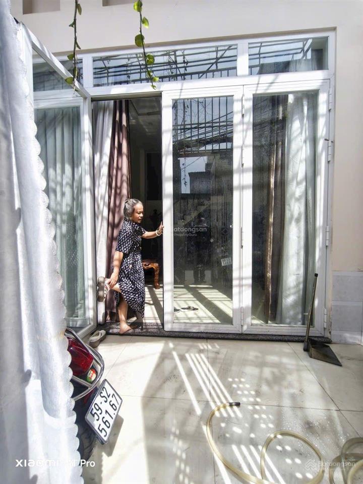 Cho thuê nhà đường 38 xe tải tới nhà gần chợ hiệp bình, tttm gigamall p. hbc thủ đức