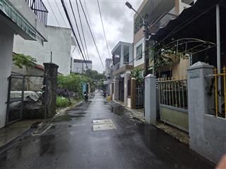 Bán đất 207m2 kiệt nhựa 5m thông tứ hướng sát biển mỹ khê  sẵn nhà 3 tầng 5pn vận hành ngay.