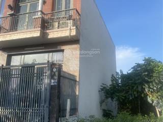 Bán đất 93m2, giá 3,8 tỷ tại lê văn lương, nhơn đức, nhà bè, hxh né xây dựng tự do