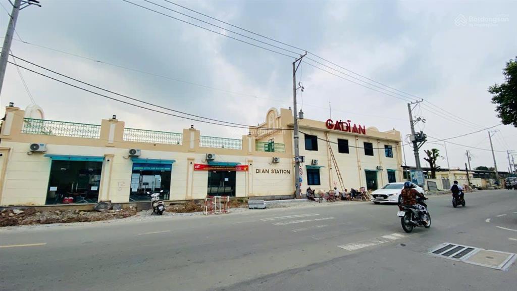 Siêu phẩm mảnh đất gần 2.000m2, lô gốc 2 mặt tiền kinh doanh  có dòng tiền, chỉ nhỉnh 30 triệu/m2