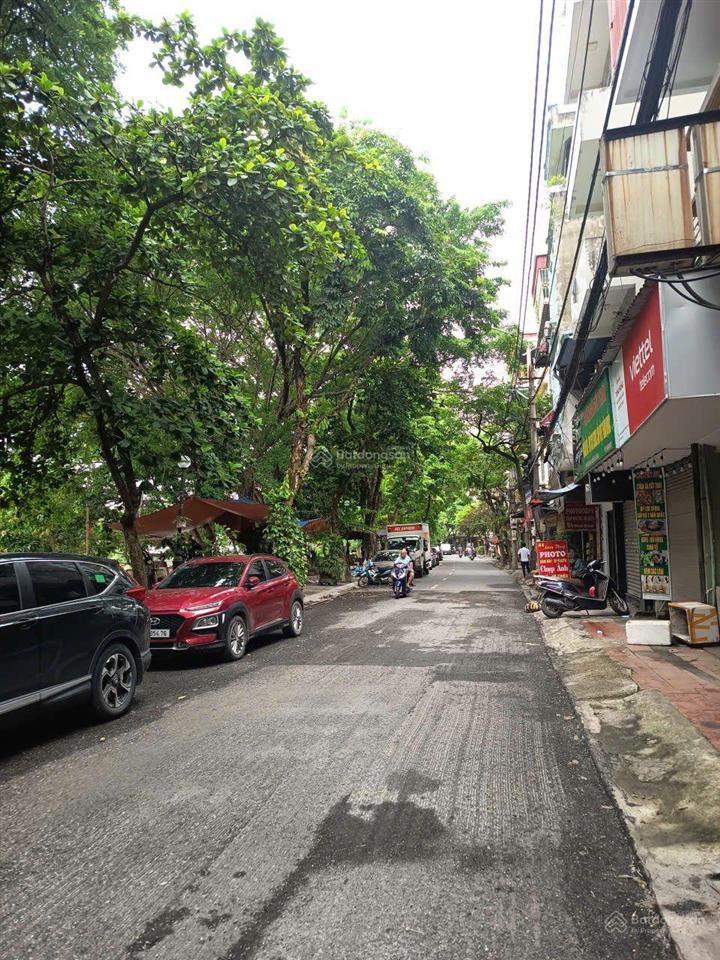 Bán gấp nhà mặt phố nhuệ giang.kinh doanh mọi loại hình.ô tô tránh đỗ.view sông nhuệ+vườn hoa hà đô