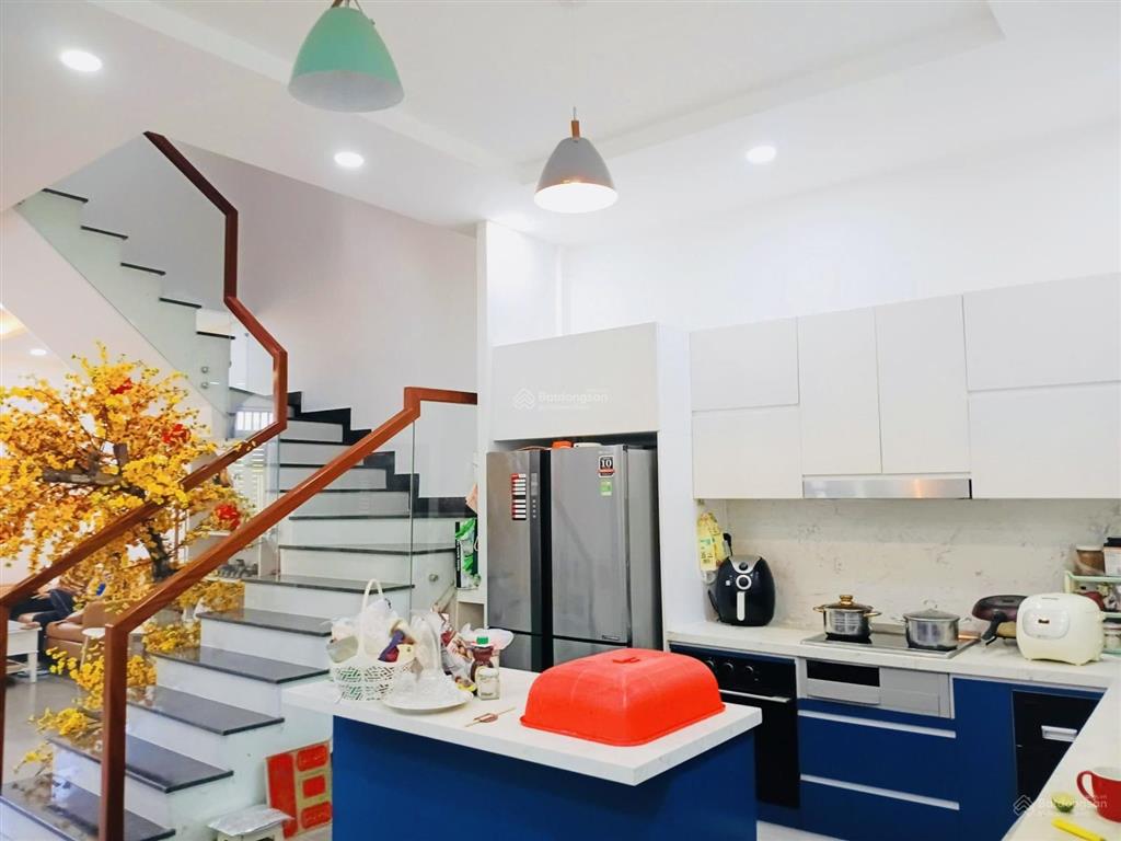 Bán nhà mới đẹp đường ô tô kdc đào sư tích nhà bè giá tốt 9 tỷ